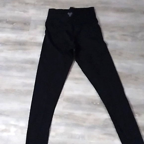 TnA leggings - Picture 2 of 3